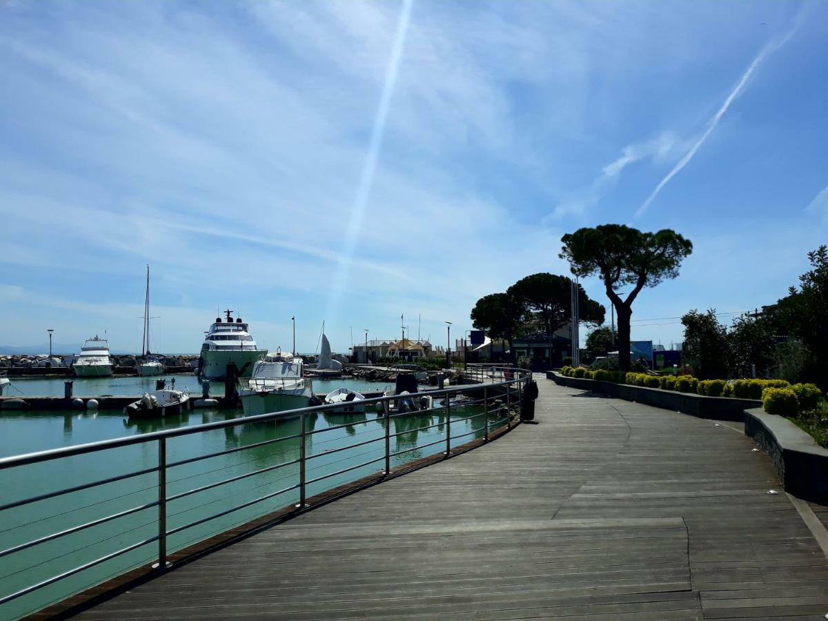Elite19 Apartment Bocca di Magra Bagian luar foto